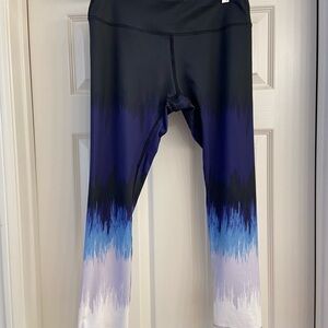 NWOT Athleisure Ombre Leggings